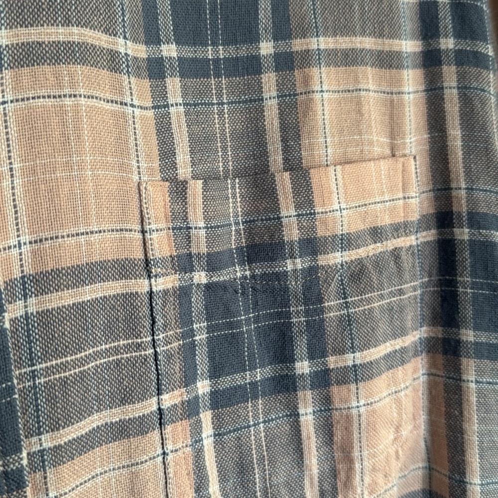 Euc Rails Button Up - image 4